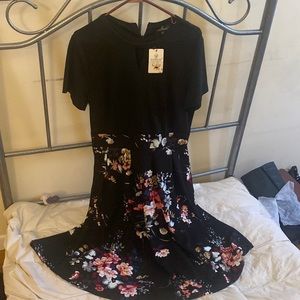 Black dress XL never worn with tags